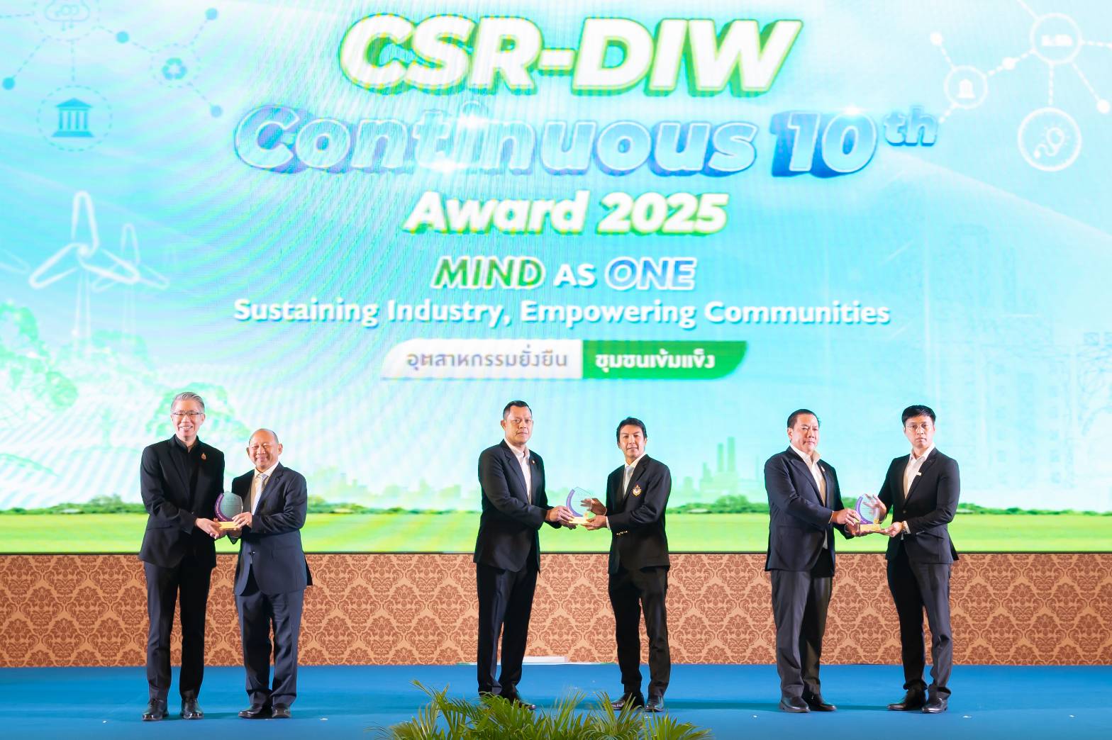 “น้ำมันพืชกุ๊ก” รับรางวัล CSR-DIW Continuous Award ปี 2569ตอกย้ำมาตรฐานความรับผิดชอบต่อสังคม ก้าวสู่การพัฒนาอย่างยั่งยืน